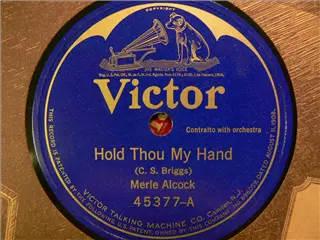 small_victor 45377 a.webp